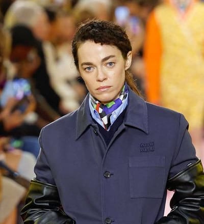 miu-miu-s-s-26-show-9.jpg