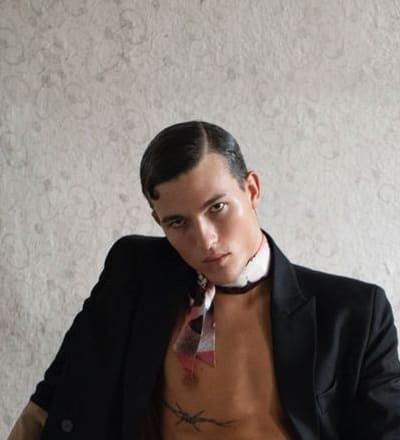 models-to-follow-luca-cobelli-13.jpg