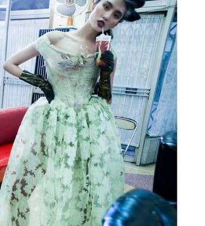 modern-shanghai-by-fan-xin-also-w-models-zhang-xue-ge-qi-2.jpg