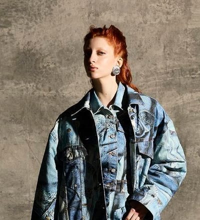 moschino-jeans-pre-fall-2023-14.jpg