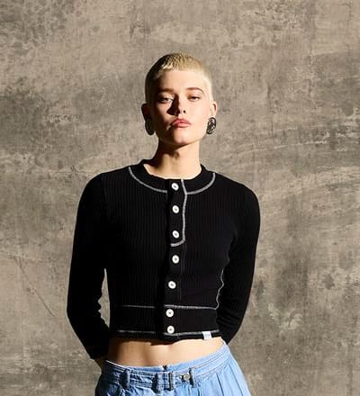 moschino-jeans-pre-fall-2023-17.jpg