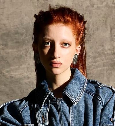 moschino-jeans-pre-fall-2023-4.jpg