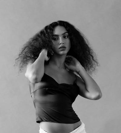 nour-by-andrew-morales-4.jpg
