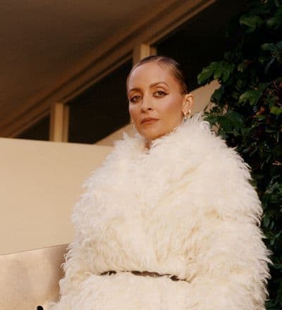 paris-hilton-nicole-richie-are-returning-to-tv-this-time-with-an-opera-1.jpg