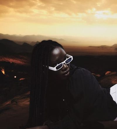 plays-on-mars-3.jpg
