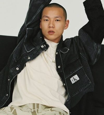 pre-fall-22-calvin-klein-seasonal-campaign-11.jpg
