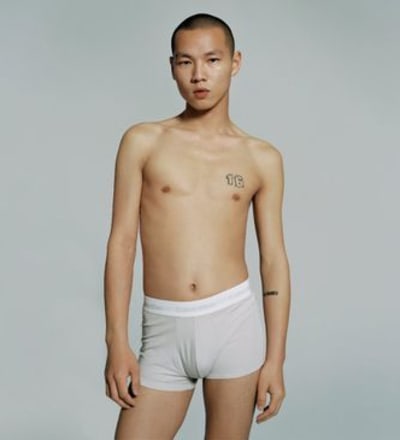 pre-fall-22-calvin-klein-seasonal-campaign-13.jpg