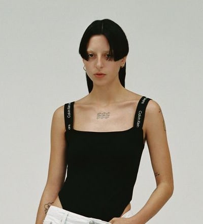pre-fall-22-calvin-klein-seasonal-campaign-5.jpg