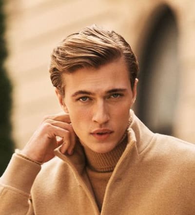 ralph-lauren-pre-spring-2022-campaign-5.jpg