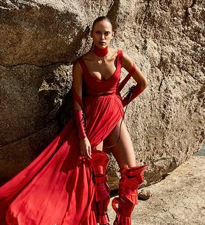 red-light-lady-4.jpg