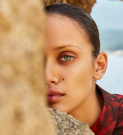 red-light-lady-7.jpg