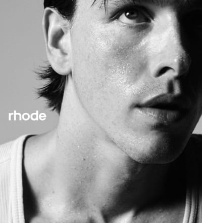 rhode-glazing-mist-2025-campaign-1.jpg