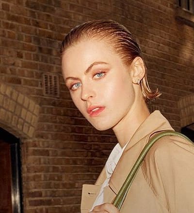 russell-bromley-f-w-2023-campaign-4.jpg