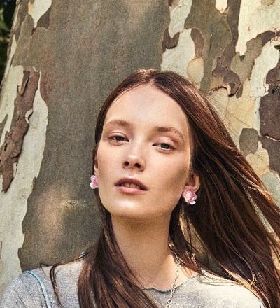she-walks-7.jpg
