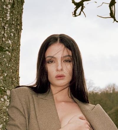 sisley-f-w-2023-campaign-1.jpg