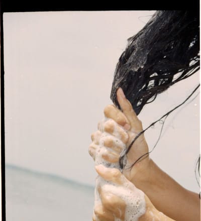 smells-like-summer-campaign-2023-14.jpg