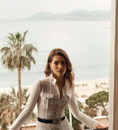 sous-le-soleil-5.jpg