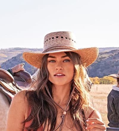 sports-illustrated-swimsuit-2020-13.jpg