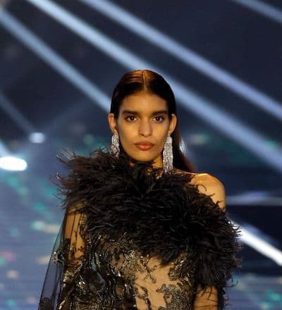 the-1001-seasons-of-elie-saab-show-riyadh-10.jpg