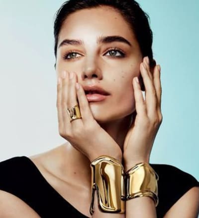the-bone-cuff-by-elsa-peretti-4.jpg