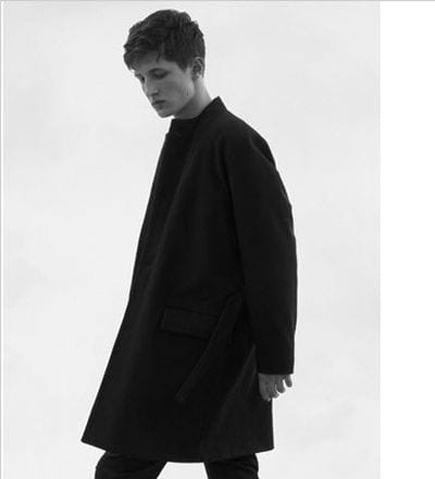 the-coat-by-andre-hemstedt-tine-reimer-3.jpg