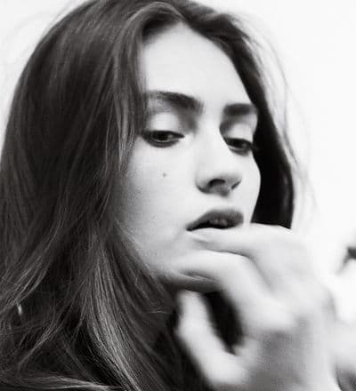 the-ground-the-story-of-models-9.jpg