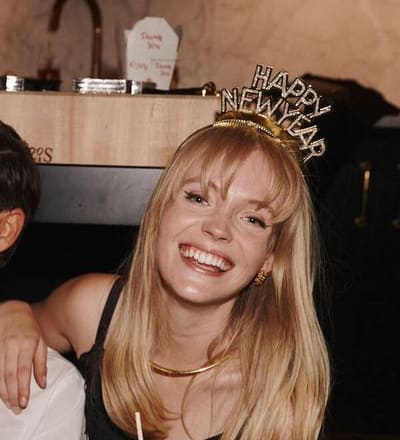 the-holiday-party-edit-a-season-of-cheers-5.jpg