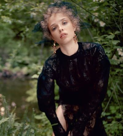 the-last-of-the-teddy-girls-5.jpg
