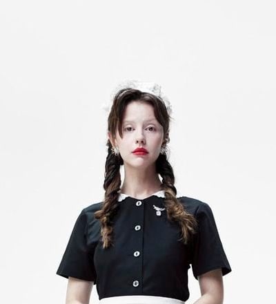 the-many-faces-of-mia-3.jpg