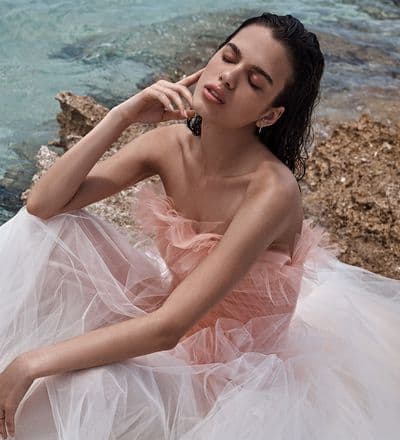 the-new-beach-bride-breaks-all-the-rules-11.jpg
