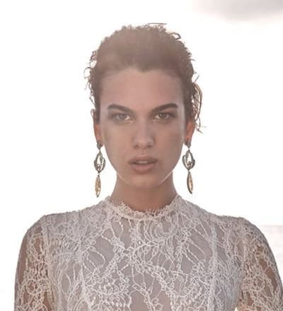 the-new-beach-bride-breaks-all-the-rules-3.jpg