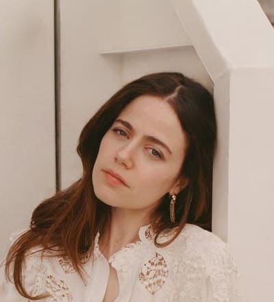 the-summer-of-molly-gordon-has-arrived-15.jpg