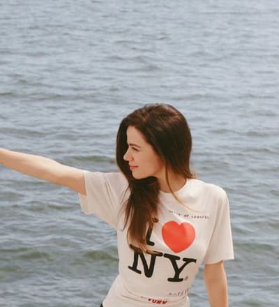 the-summer-of-molly-gordon-has-arrived-9.jpg