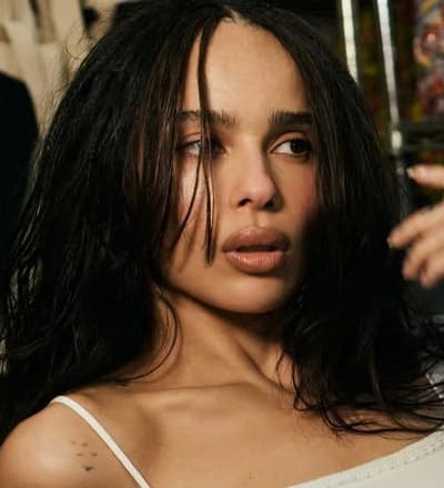the-unshakeable-confidence-of-zoe-kravitz-6.jpg