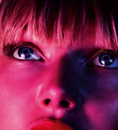 the-untitled-magazine-sophie-kennedy-clark-photography-by-simon-emmett-1.jpg