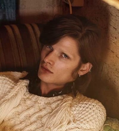 thin-white-duke-inspired-by-david-bowie-4.jpg