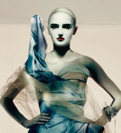 three-decades-of-haute-couture-30.jpg
