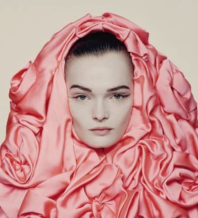 three-decades-of-haute-couture-32.jpg