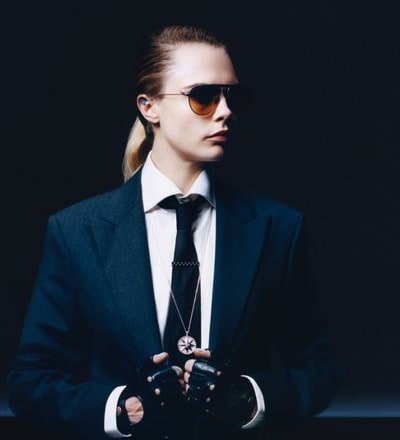 throwback-to-karl-lagerfeld-tribute-capsule-collection-created-by-cara-delevinge-3.jpg