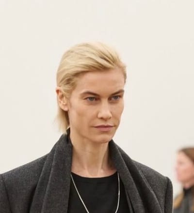toteme-f-w-25-show-13.jpg