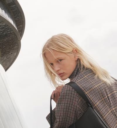trussardi-f-w-21-adv-1-7.jpg