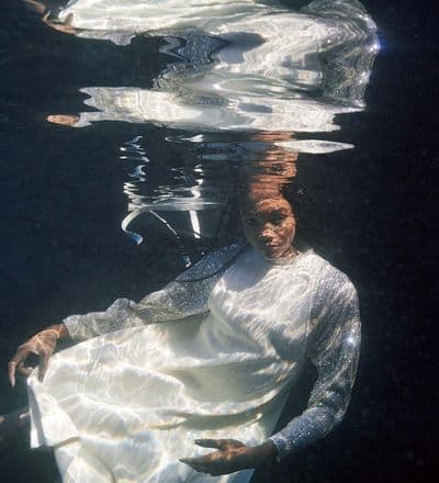 underwater-dreams-3.jpg