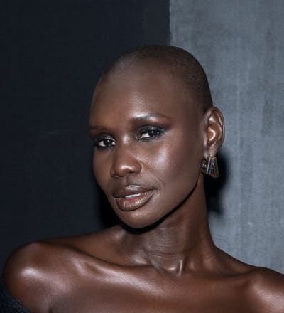 up-close-backstage-at-vetements-ss25-18.jpg