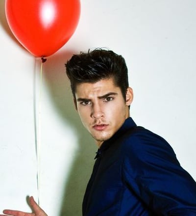 up-up-away-for-glamoholic-magazine-3.jpg