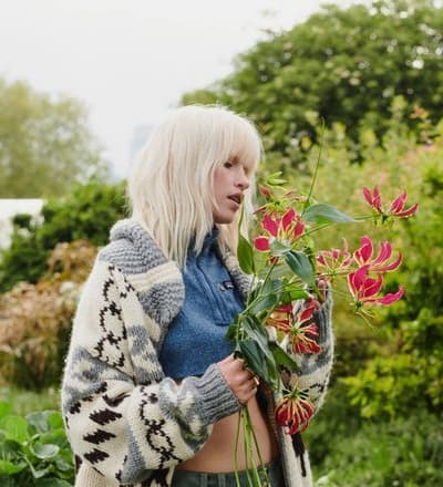 urban-outfitters-aw-22-lookbook-10.jpg