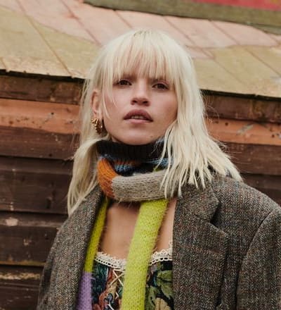 urban-outfitters-aw-22-lookbook-2.jpg