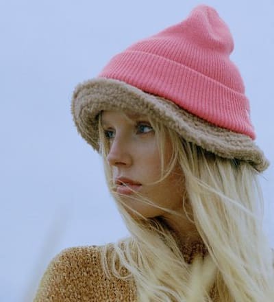 urban-outfitters-x-ugg-f-w-2019-campaign-3.jpg