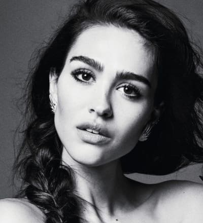 v-magazine-2025-2.jpg