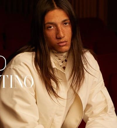 valentino-garavani-fall-2021-valentinoactcollection-10.jpg