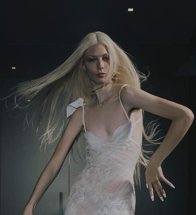 vera-wang-haute-wedding-2023-collection-27.jpg